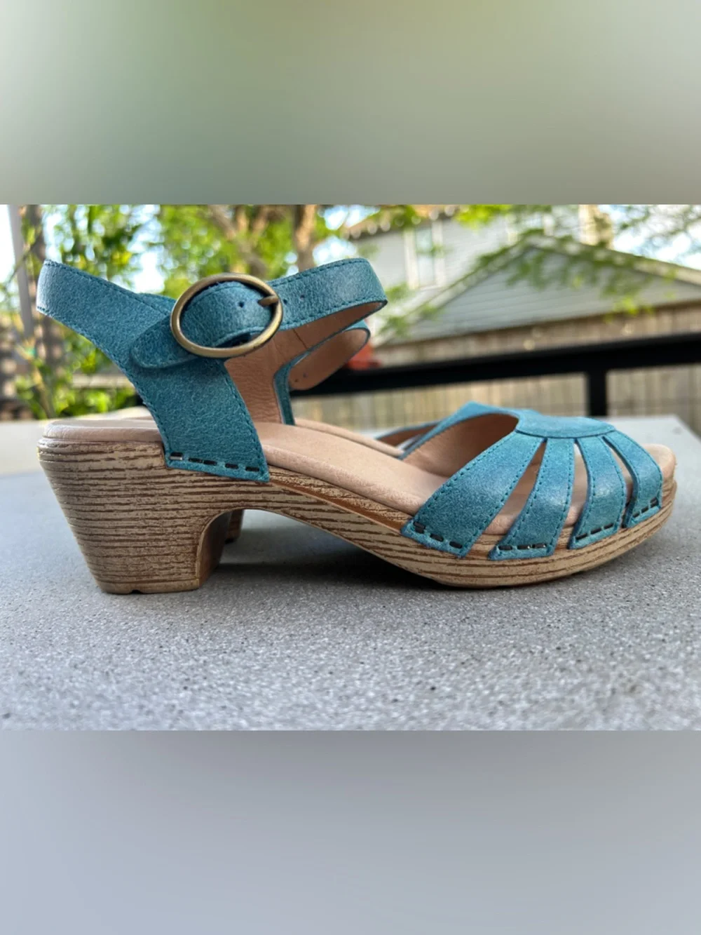 Dansko Sky Blue/ Turquoise Leather Slingback Clog Sandals - Like New! - Picture 10 of 10
